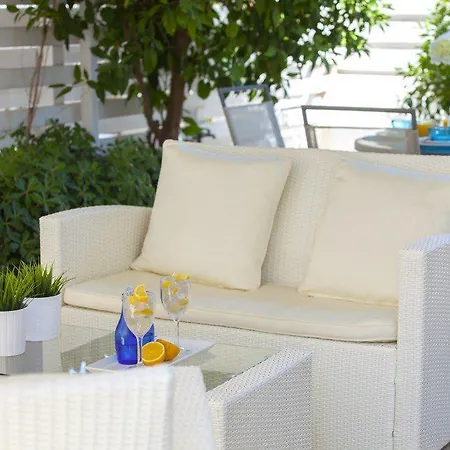 Picture Staying In A Close To Fig Tree Bay 39 Vilă *